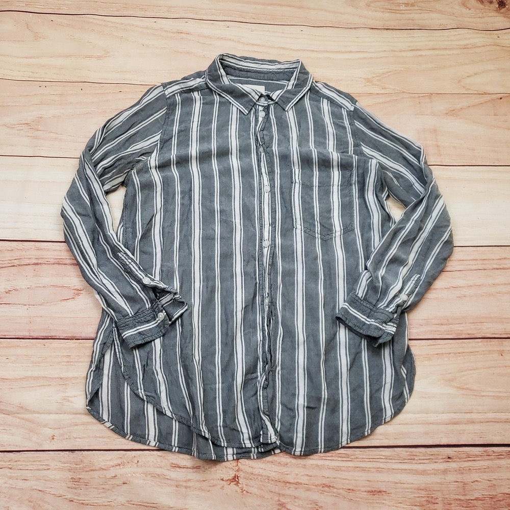 American‎ Eagle Shirt Womens Small Gray White Striped Oversized Fit Long Sleeve
